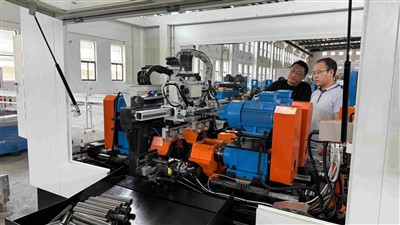 Stroj za dvostruko vreteno